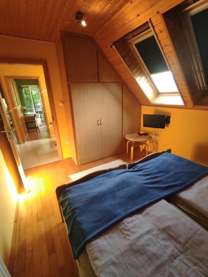 Villa Benaja Swiss Nyaralohaz à Keszthely Extérieur photo
